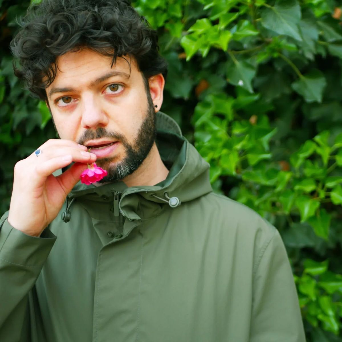 Il Ritorno Del Cantautore Torinese Tra Synth Pop E Nuovi Orizzonti
